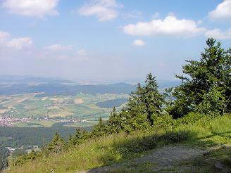 Atemberaubender Blick vom Hohen Bogen (1079 m)
